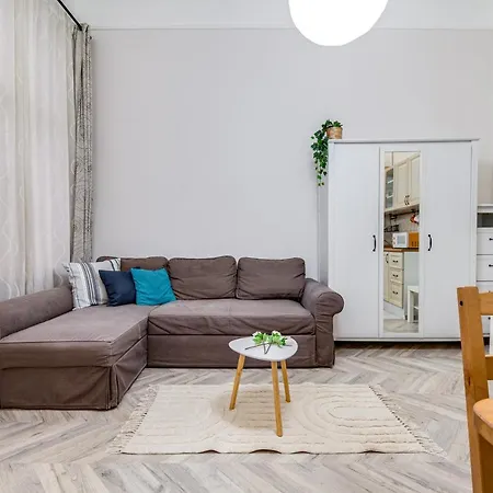 Vintage In The Jewish Quarter Apartment